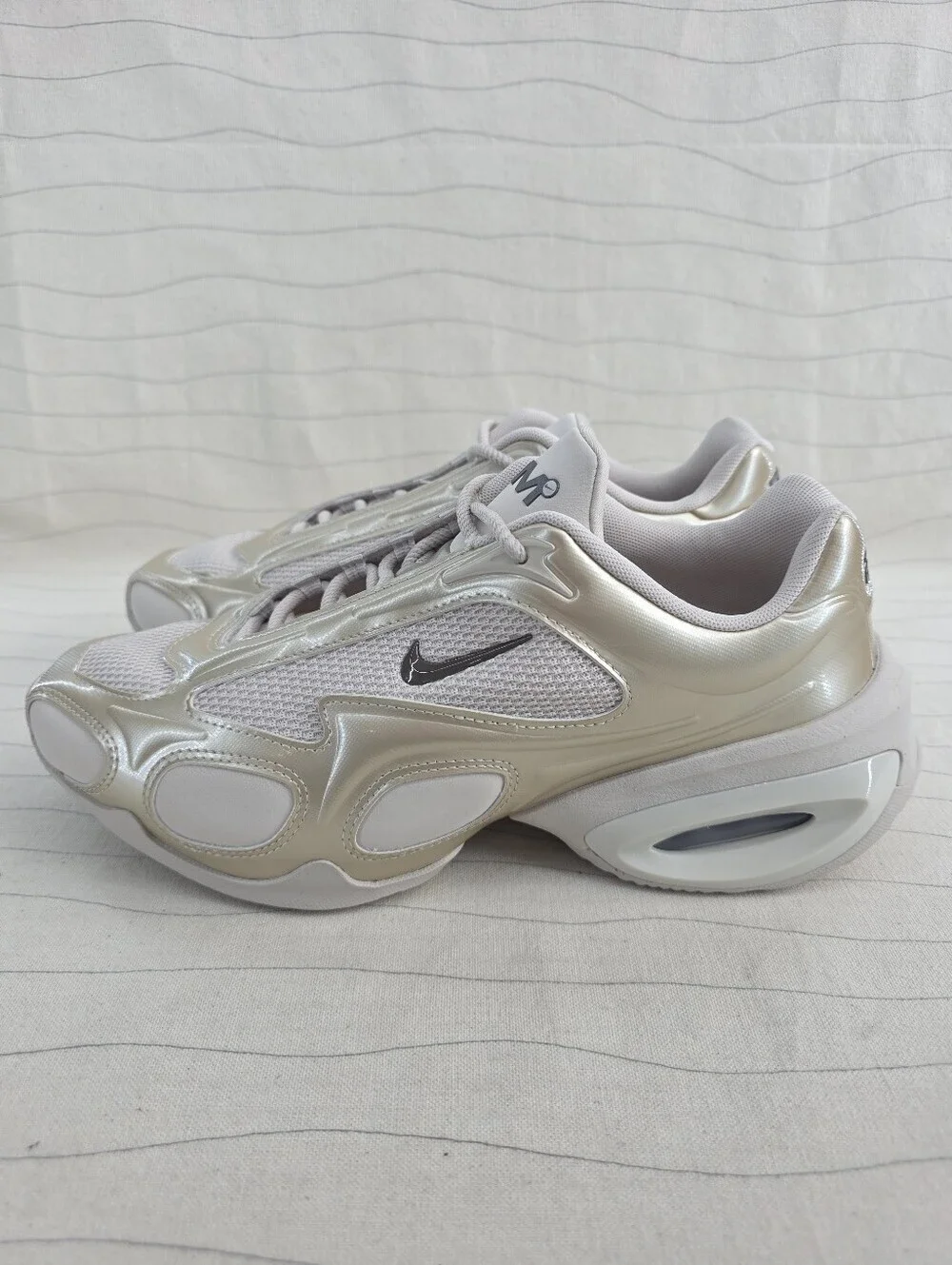 Nike Womens Air Max Muse 'Desert Sand' Sneakers Shoes FV1920-005 Size 9 NEW